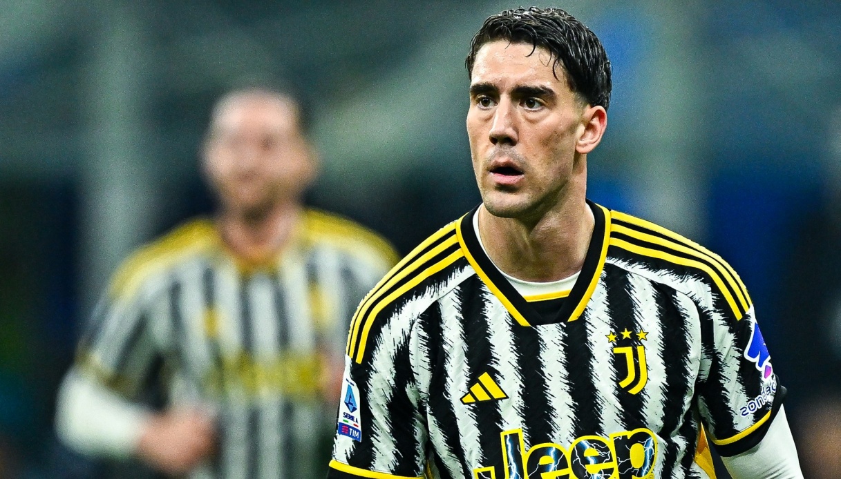 Dusan Vlahovic juventus Harga Diminta