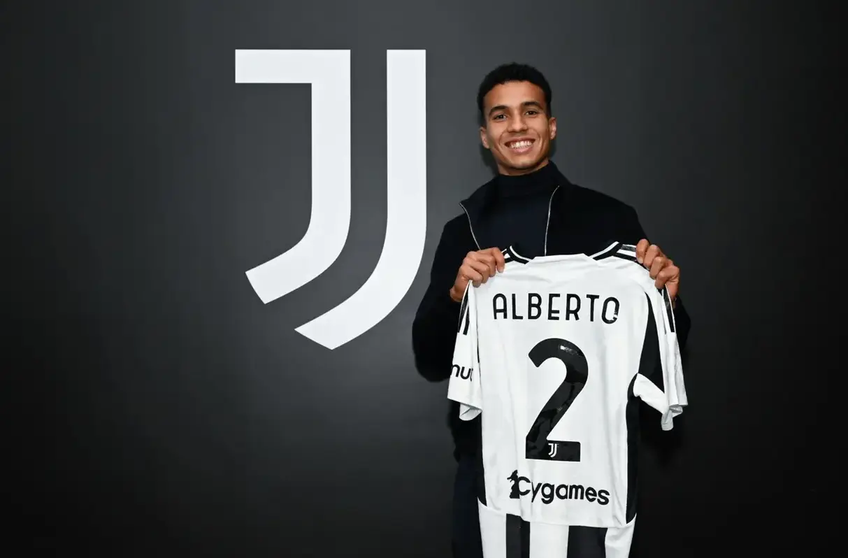 Alberto Costa Bek Sayap Muda Juventus Teguh Menolak Tawaran Galatasaray